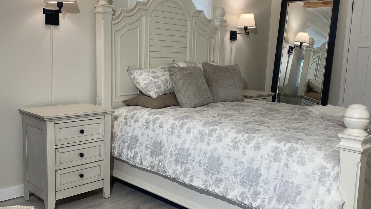 Photo of Bedroom in Frank
