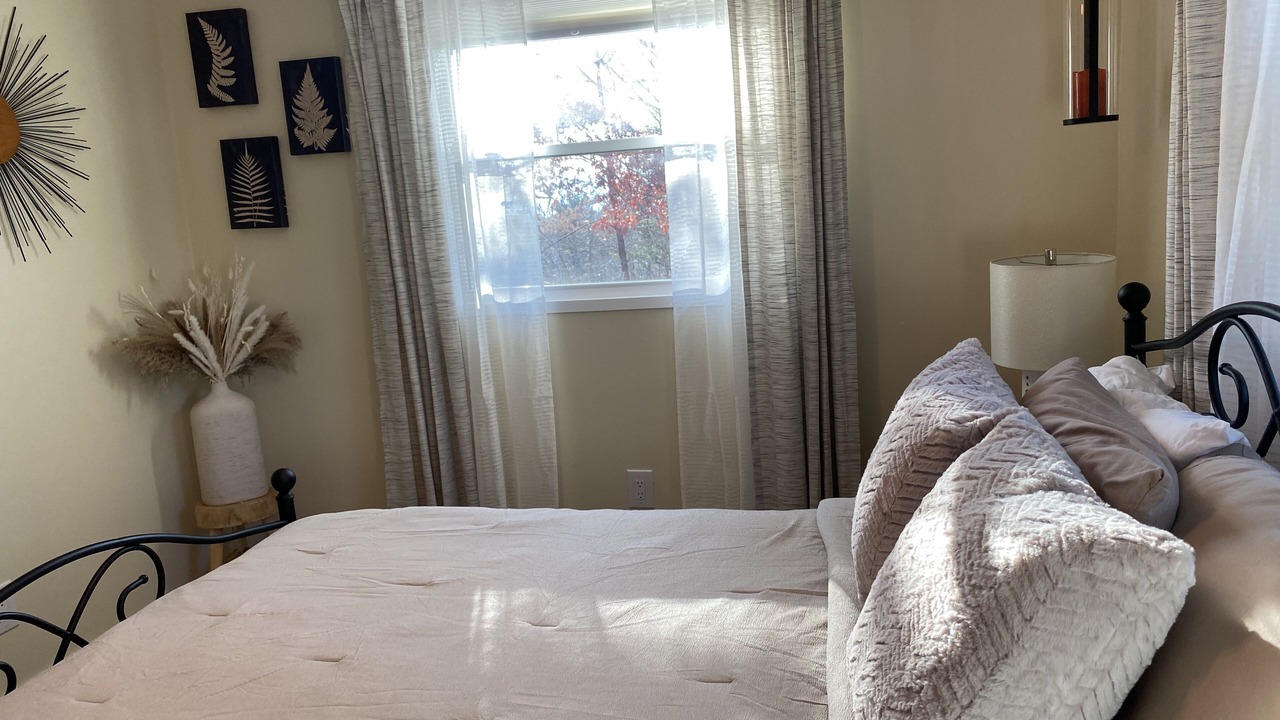 Photo of Bedroom in Frank