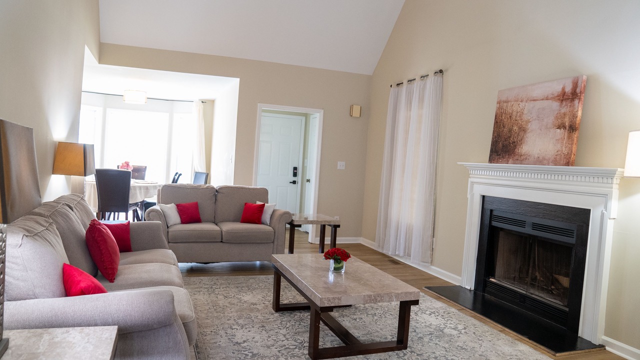Photo of Livingroom in Cary