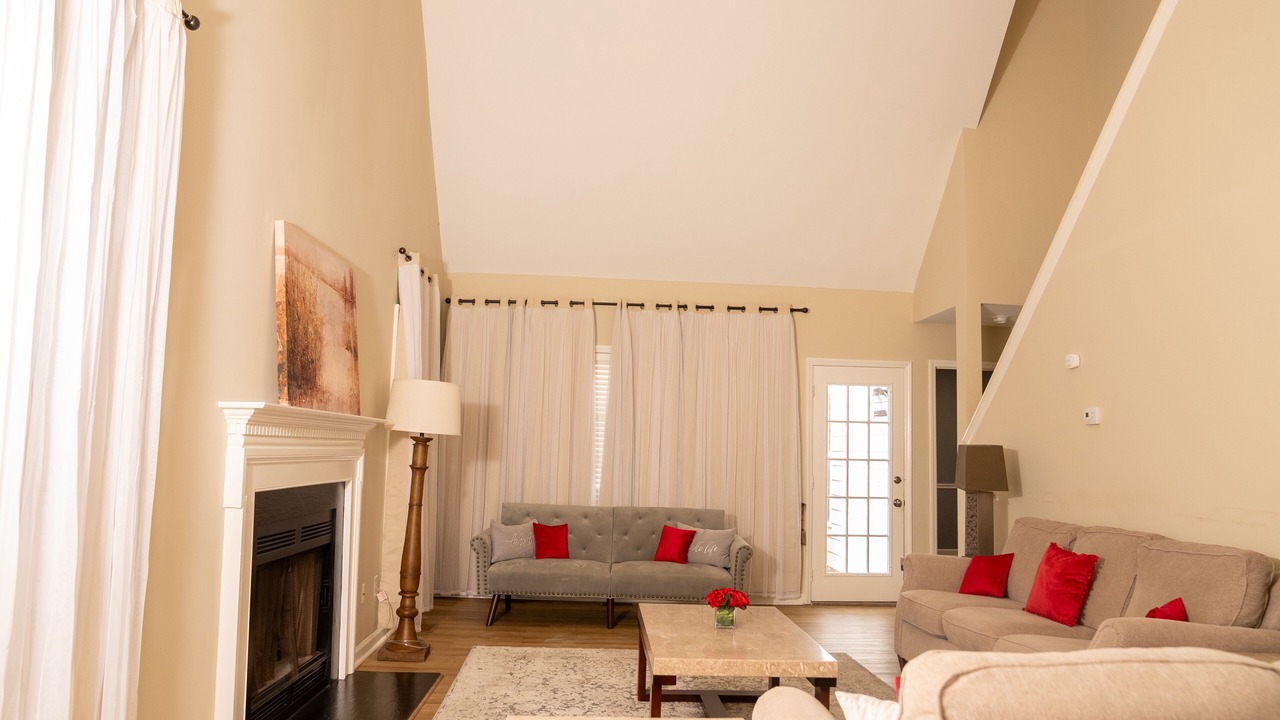 Photo of Livingroom in Cary