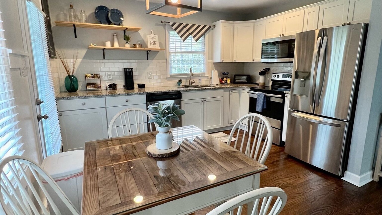 Photo of Kitchen in McCutcheon Field