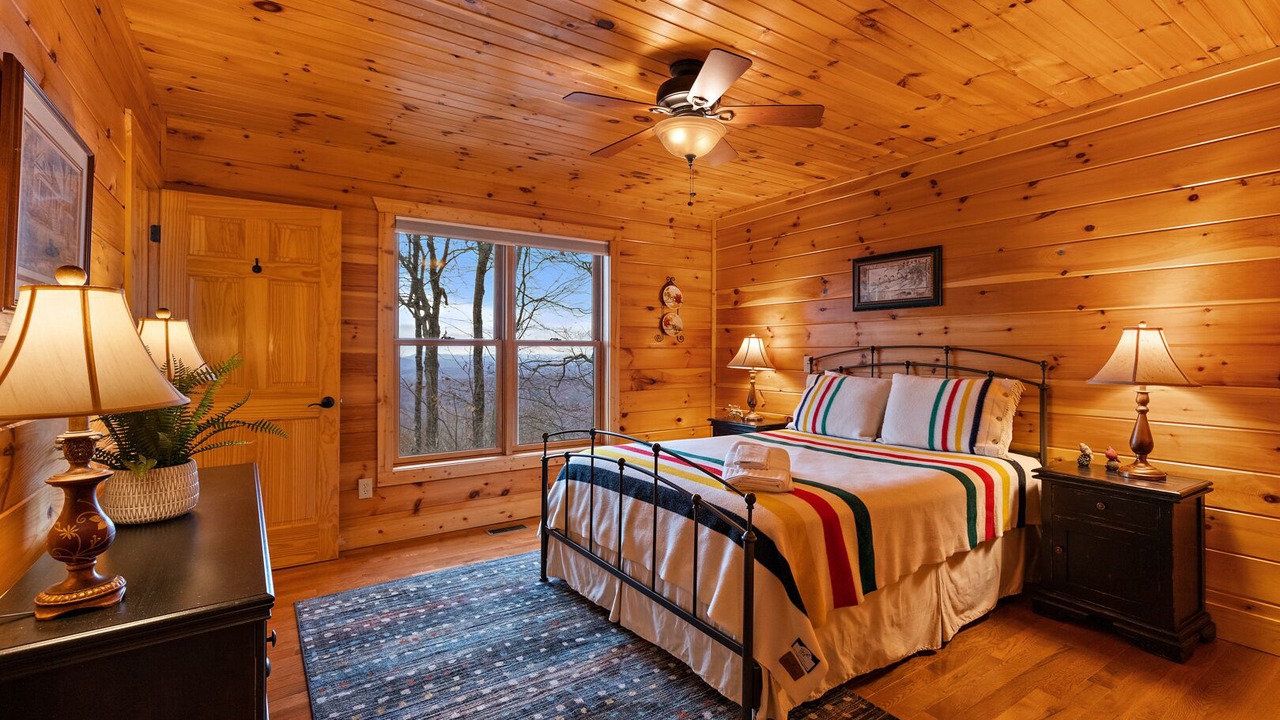 Photo of Bedroom in Boone