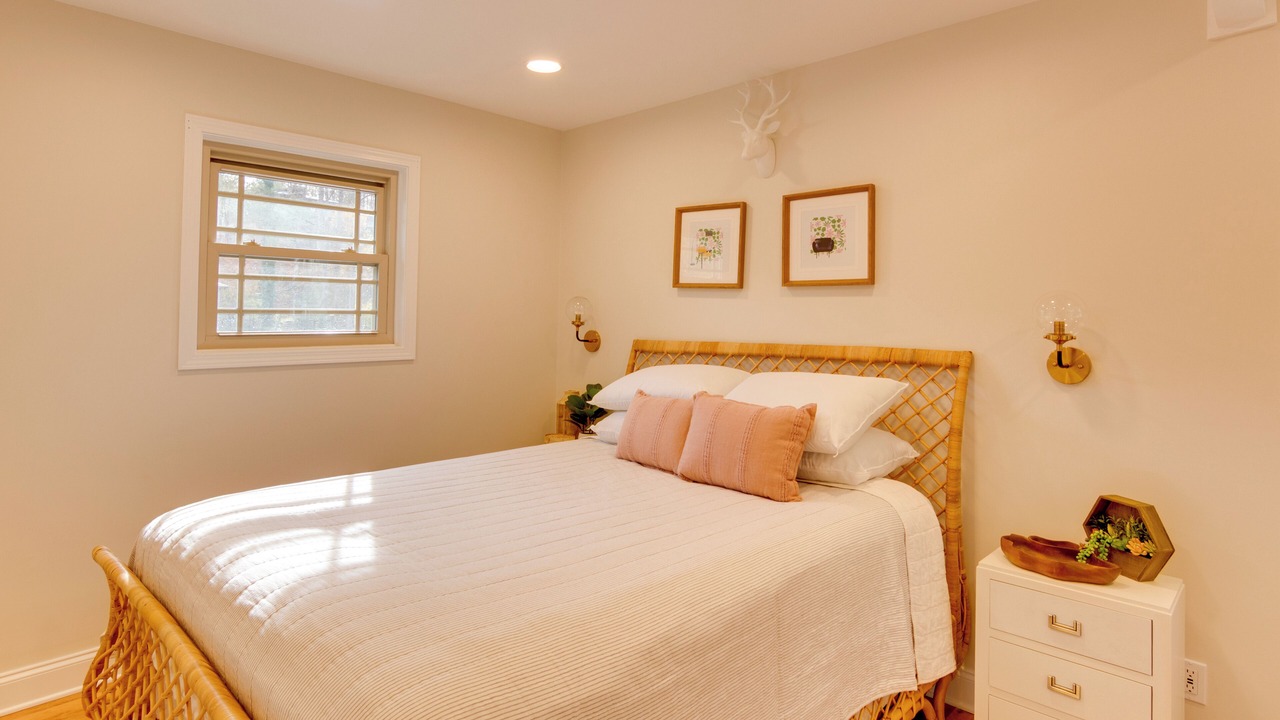 Photo of Bedroom in Tuxedo