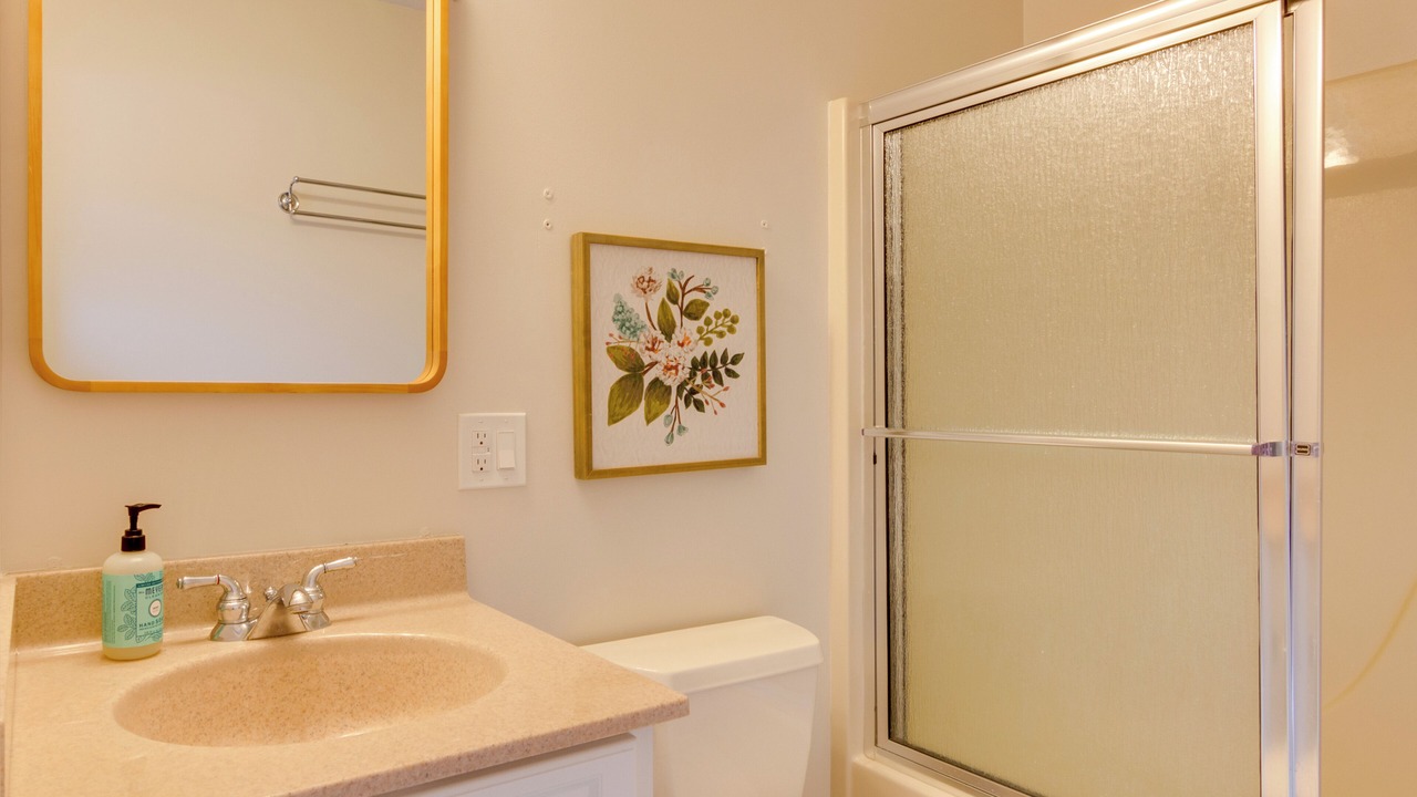Photo of Bathroom in Tuxedo