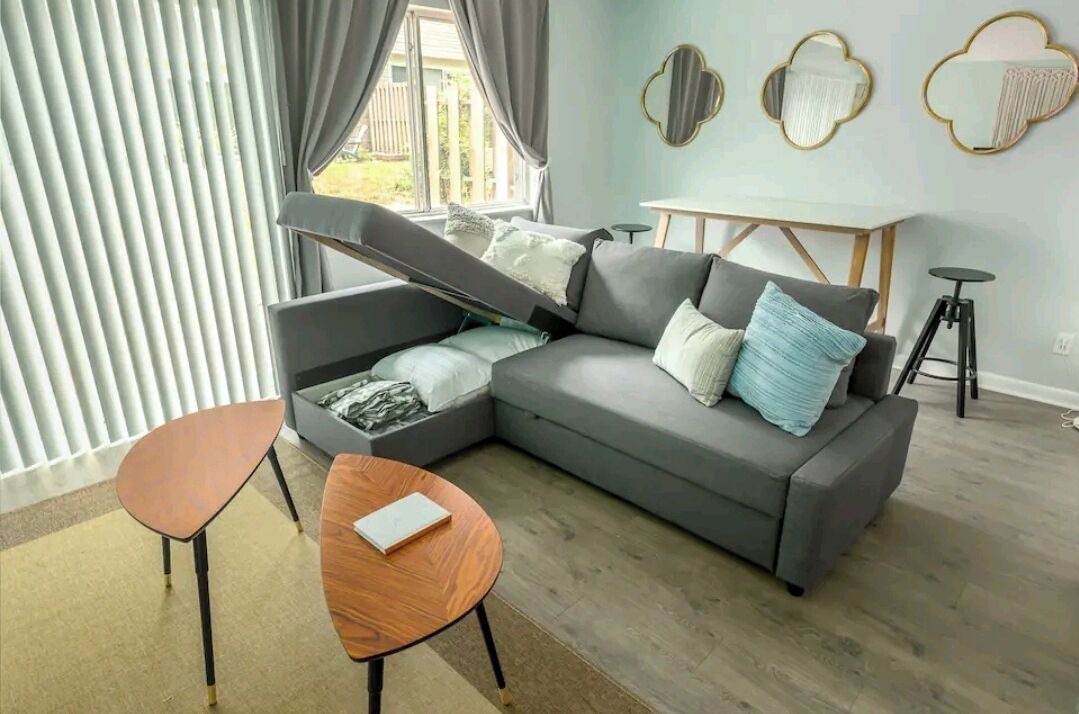 Photo of Livingroom in Chapel Hill