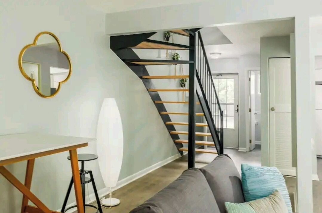 Photo of Livingroom in Chapel Hill