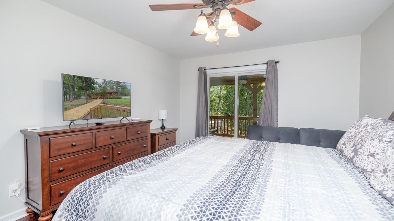 Photo of Bedroom in Wise