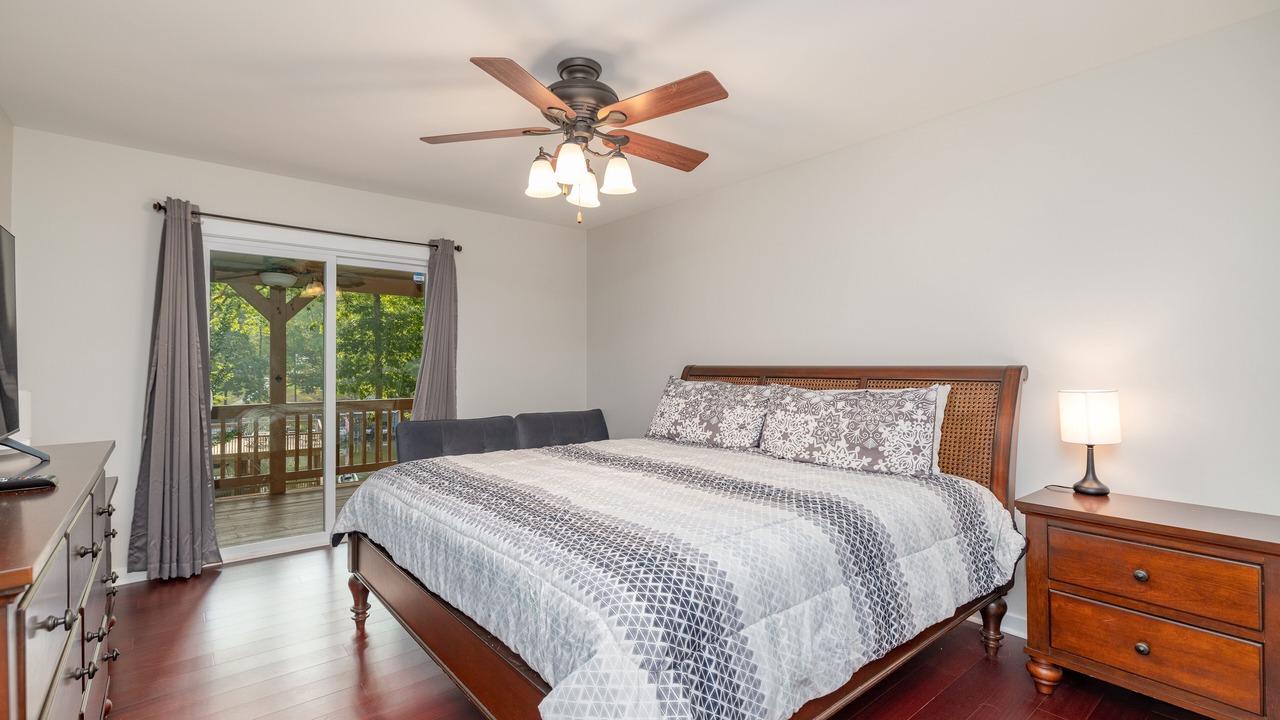 Photo of Bedroom in Wise