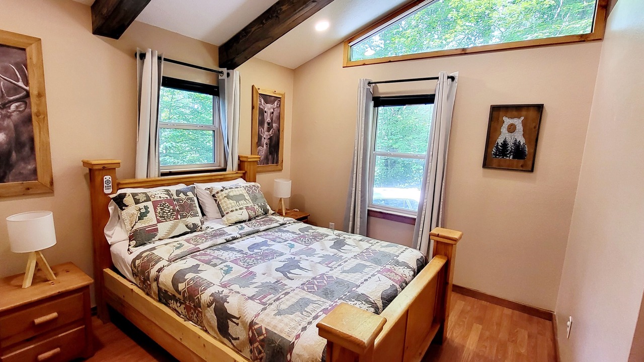 Photo of Bedroom in Sylva