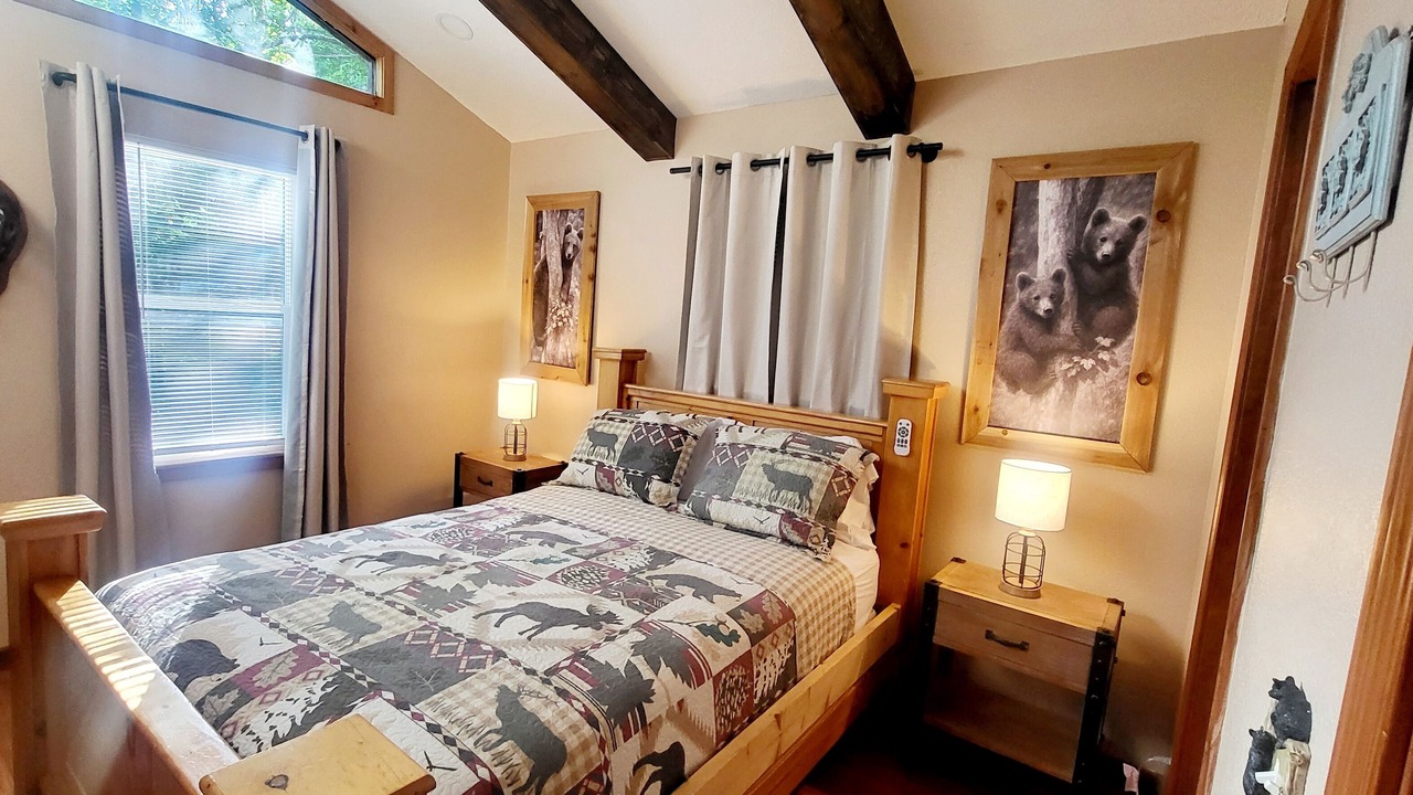 Photo of Bedroom in Sylva