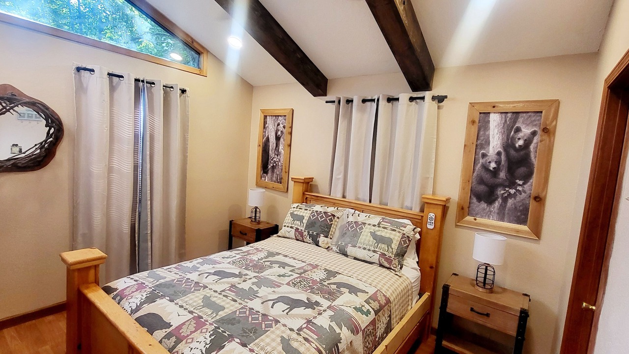 Photo of Bedroom in Sylva