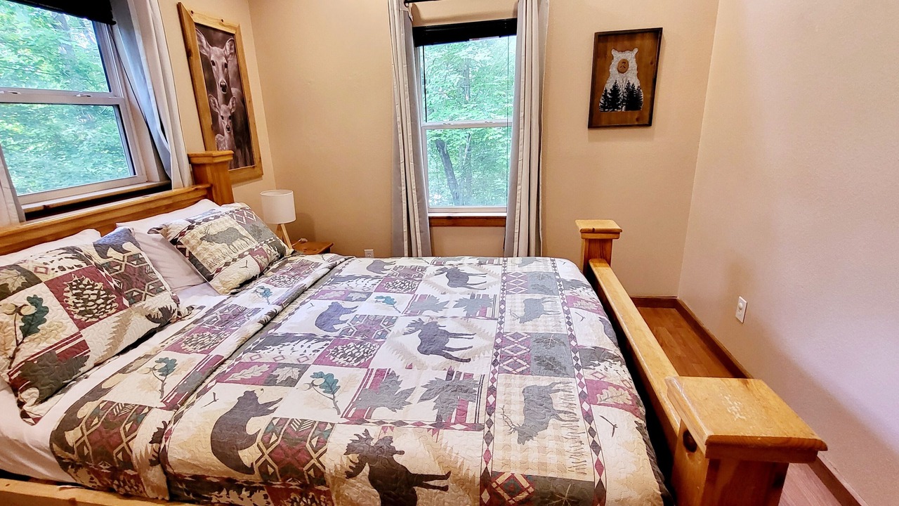 Photo of Bedroom in Sylva