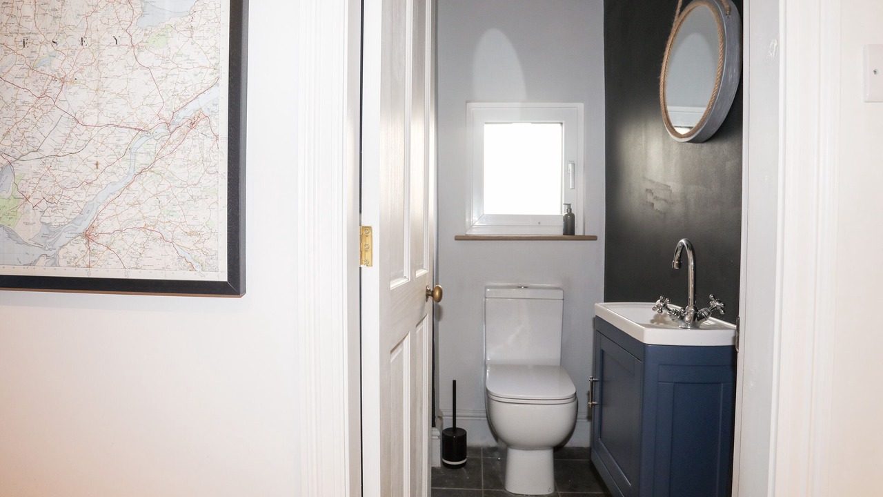 Photo of Bathroom in Cemaes Bay