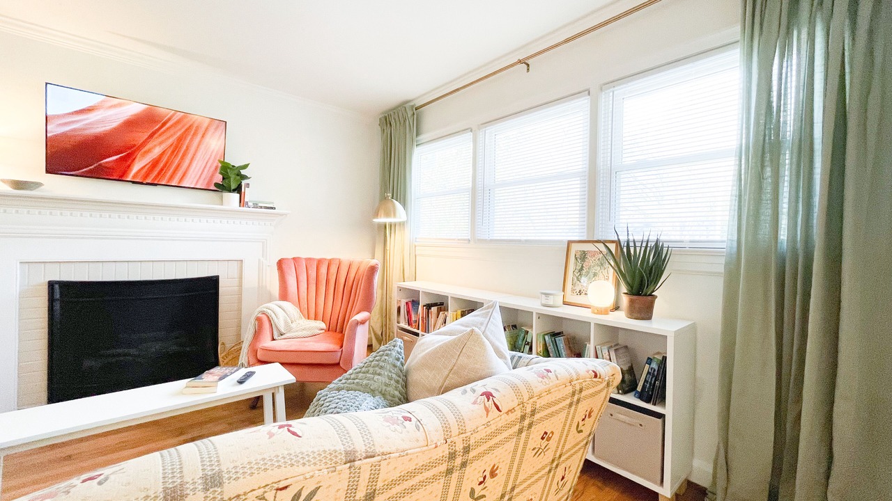 Photo of Livingroom in Lindley Park