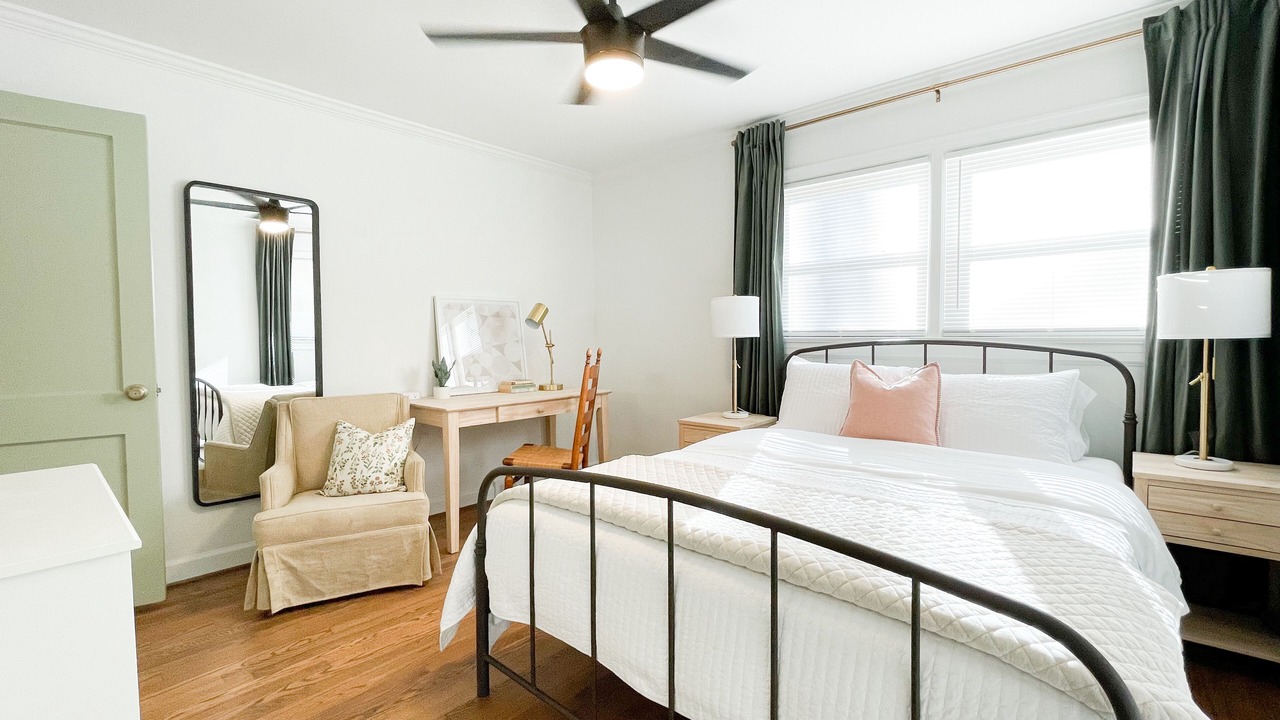 Photo of Bedroom in Lindley Park