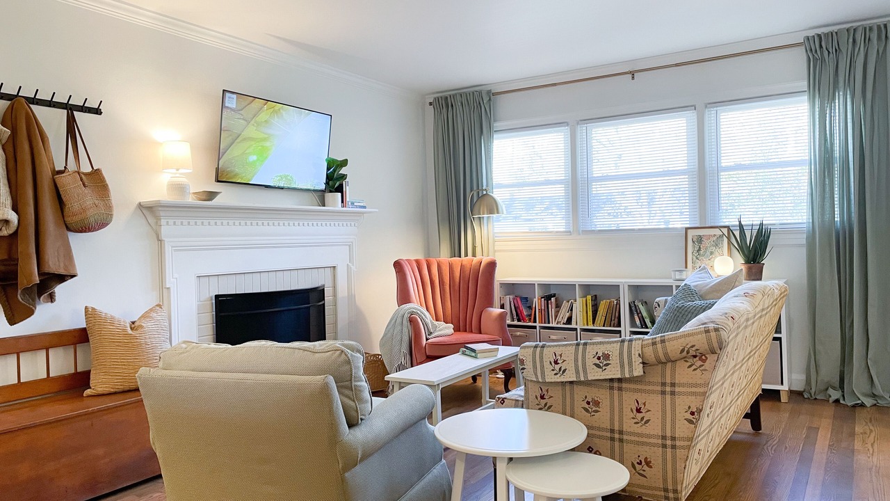 Photo of Livingroom in Lindley Park