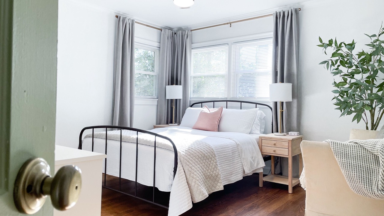 Photo of Bedroom in Lindley Park