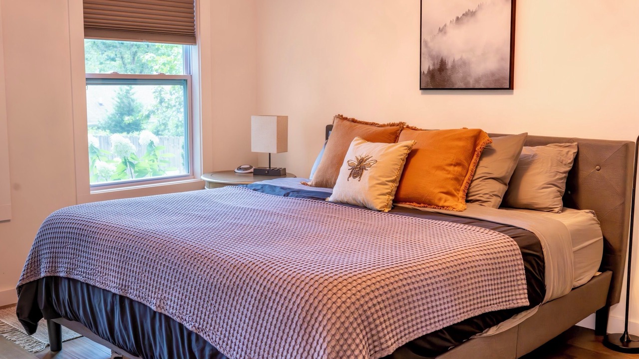Photo of Bedroom in Oakley