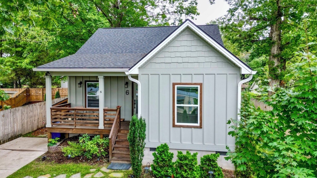 Photo of Outdoor in Oakley