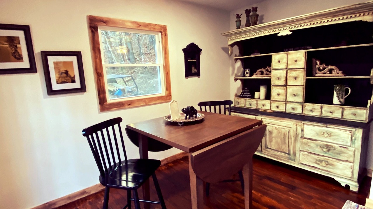 Photo of Livingroom in Deep Gap