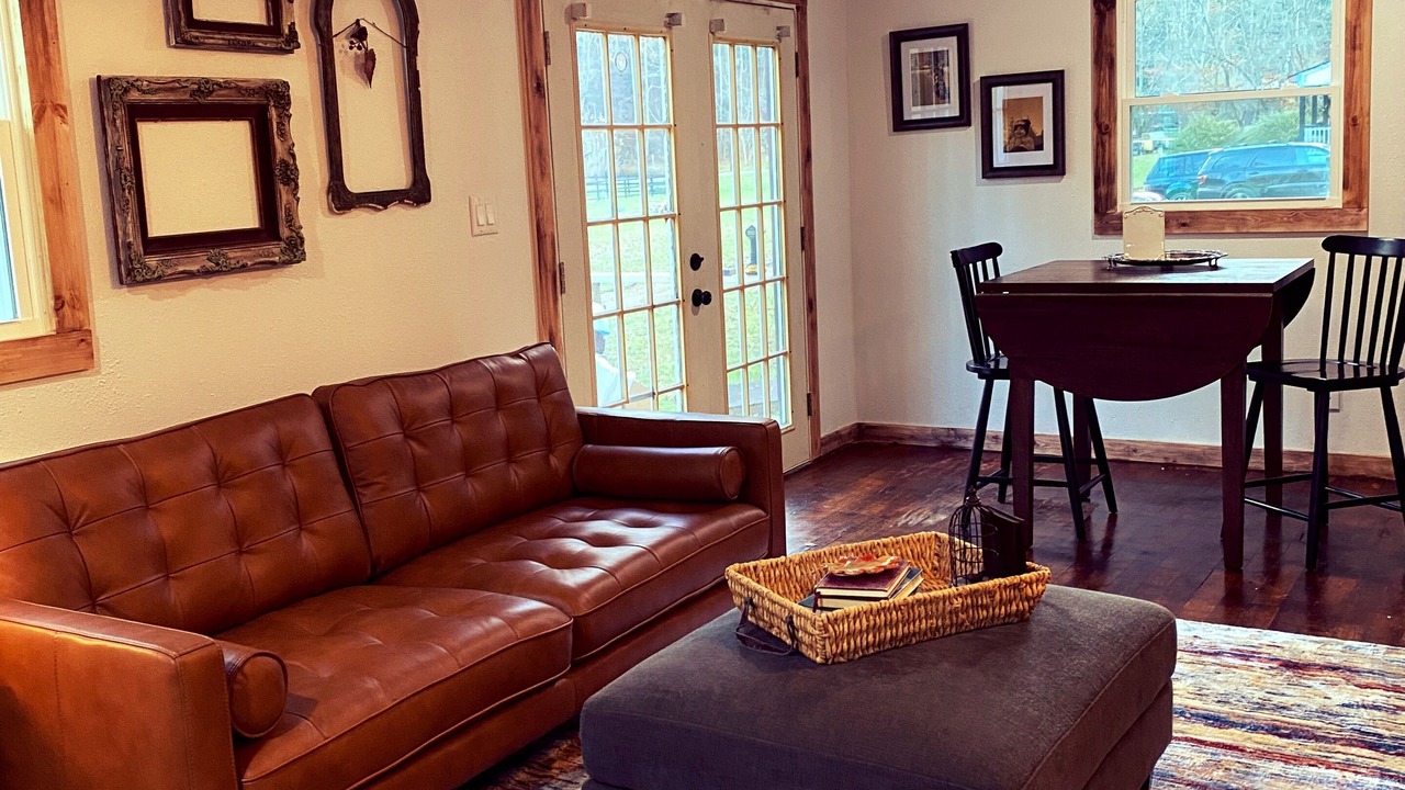 Photo of Livingroom in Deep Gap