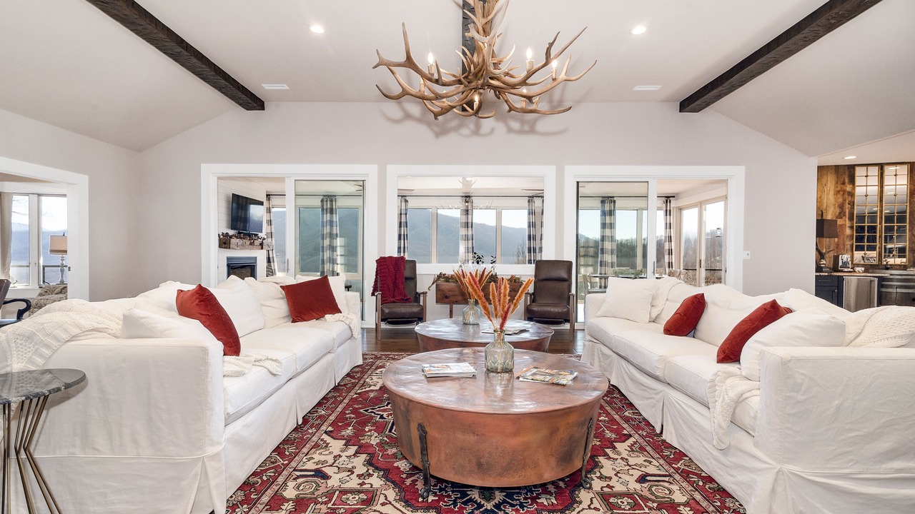 Photo of Livingroom in Waynesville