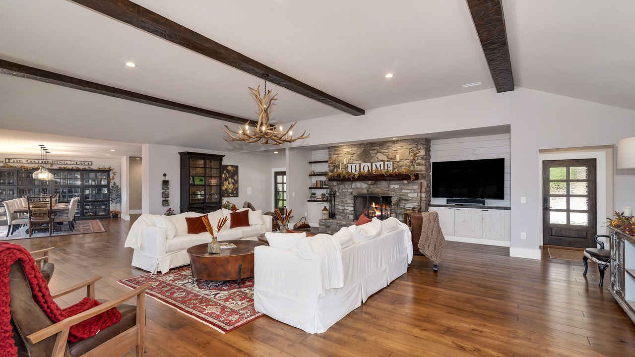 Photo of Livingroom in Waynesville