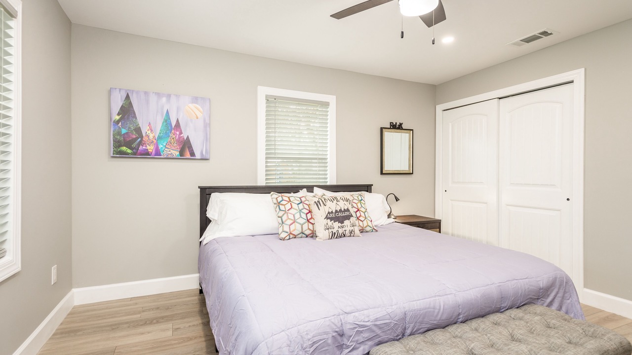 Photo of Bedroom in Swannanoa