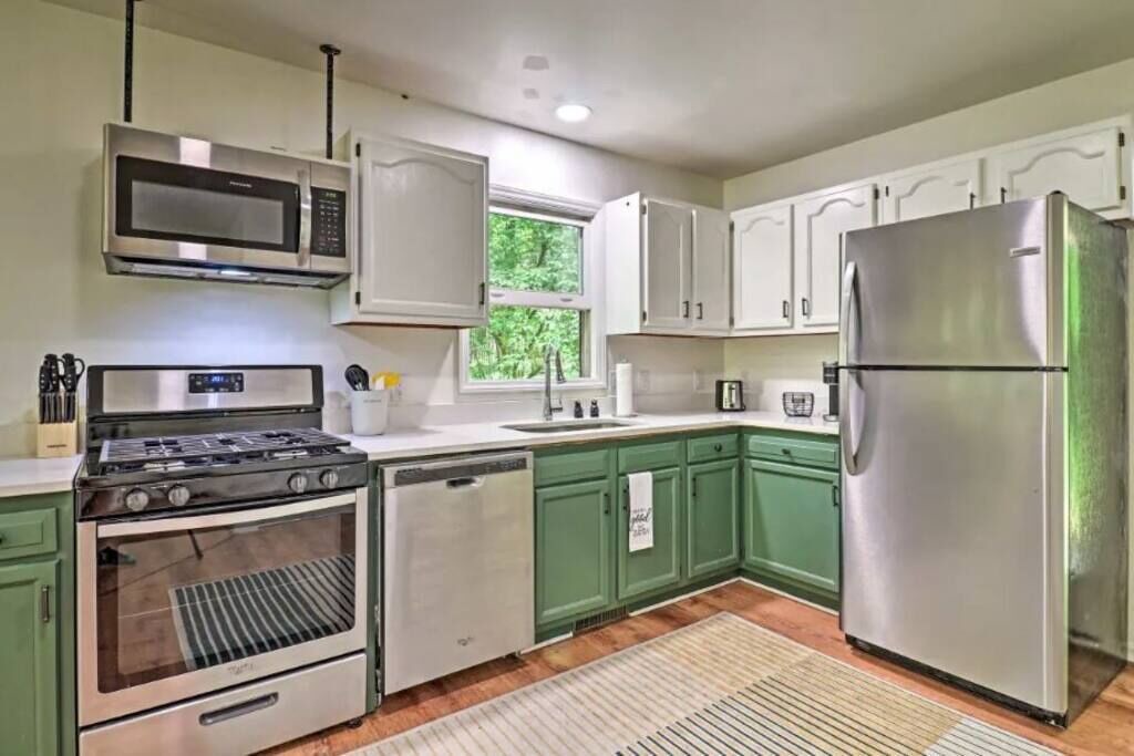 Photo of Kitchen in Mirror Lake