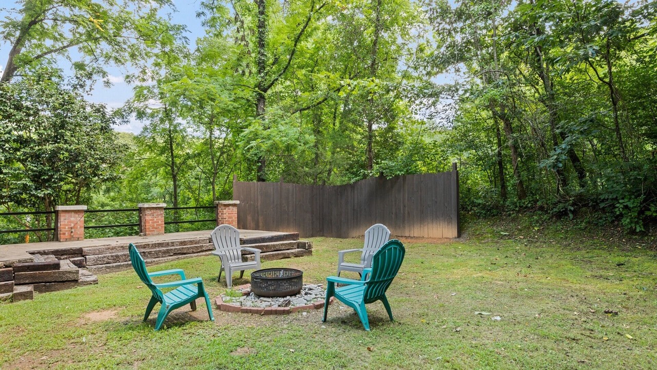 Photo of Patio Balcony in Cullowhee