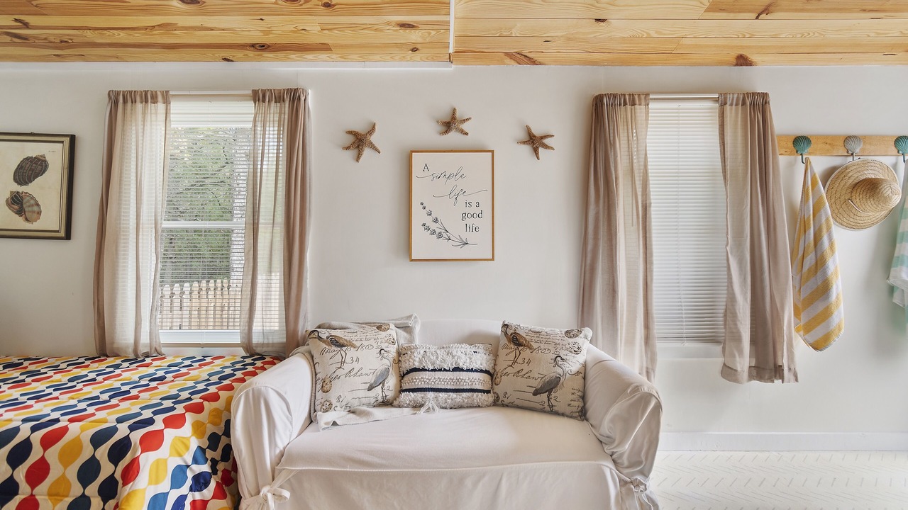 Photo of Bedroom in Supply