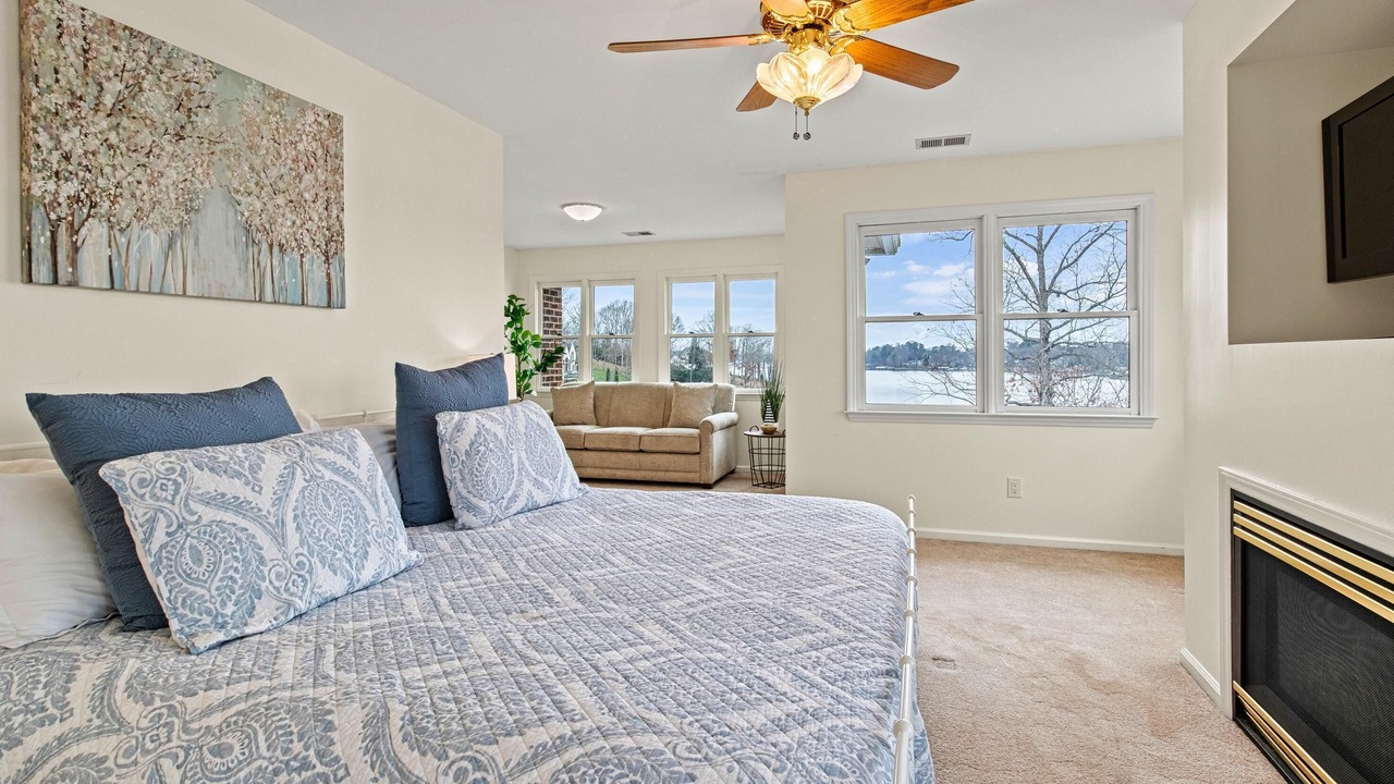 Photo of Bedroom in Barium Springs