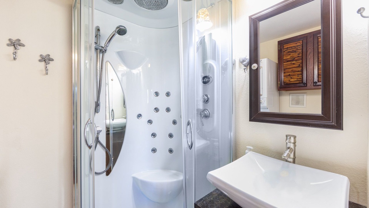 Photo of Bathroom in Brigands' Bay