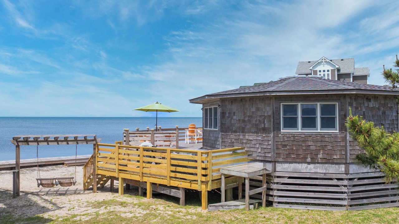 Photo of Outdoor in Brigands' Bay