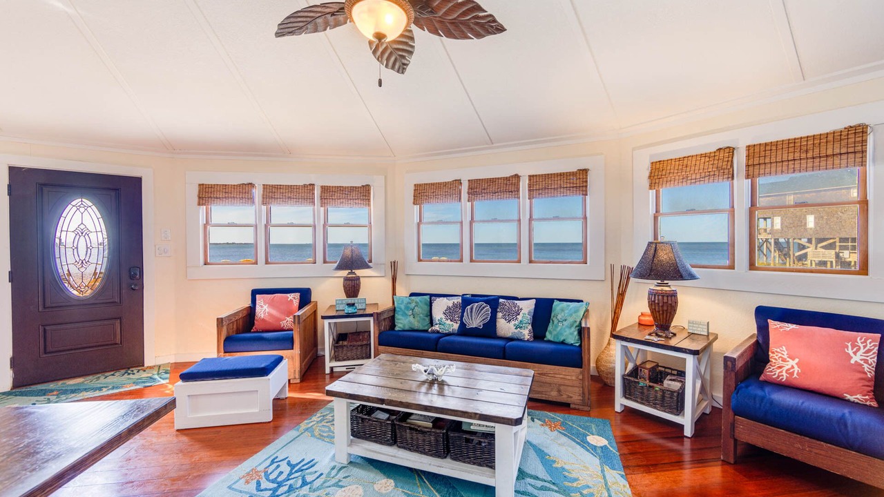 Photo of Bedroom in Brigands' Bay