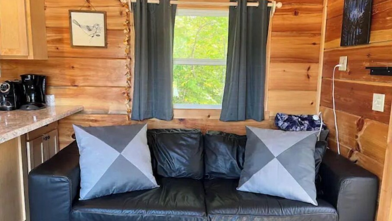 Photo of Livingroom in Mill Spring