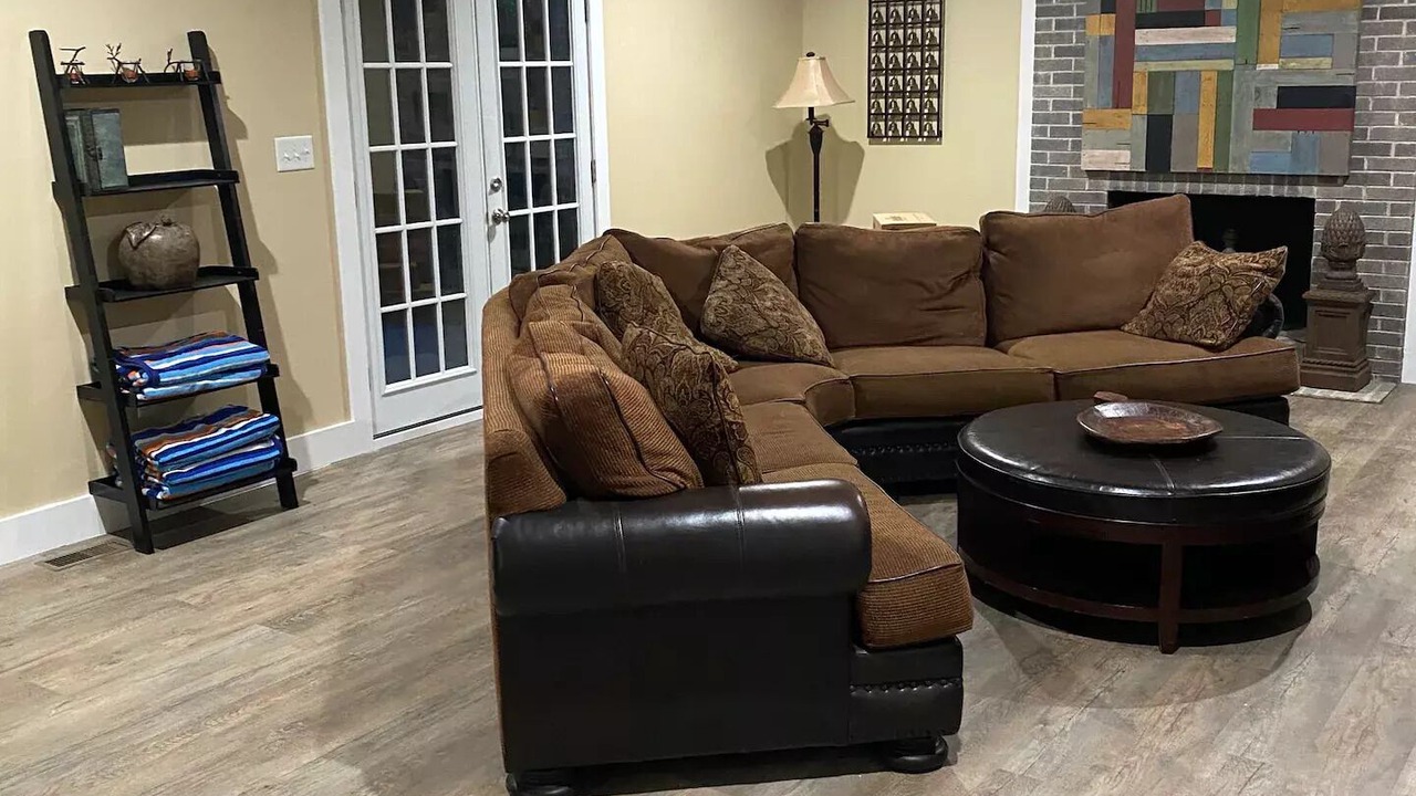 Photo of Livingroom in Matthews