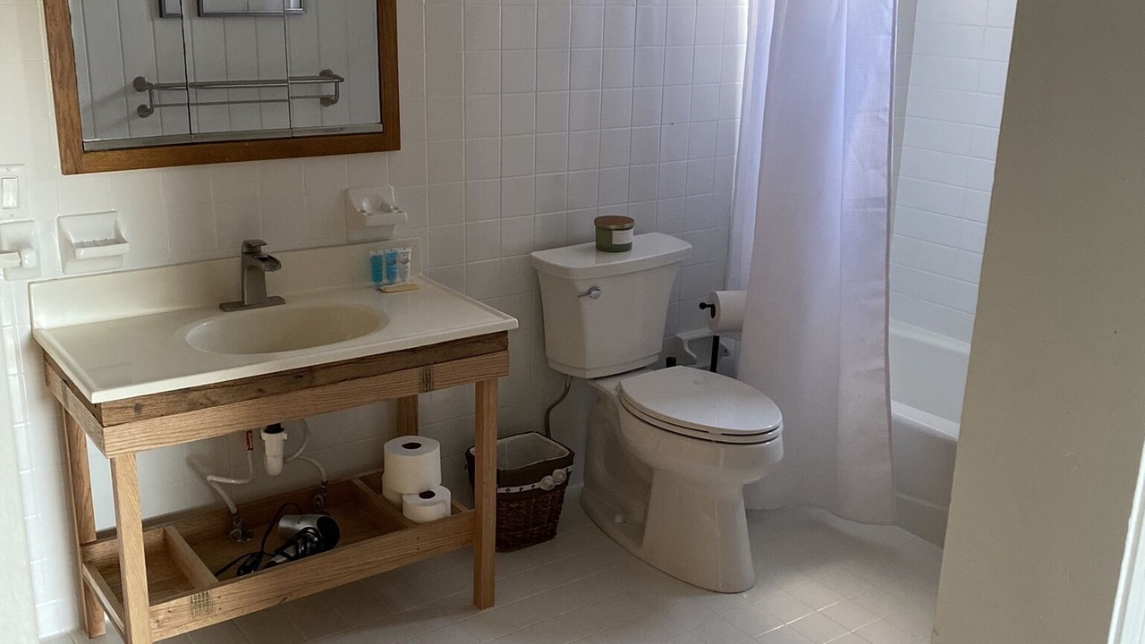 Photo of Bathroom in Penrose