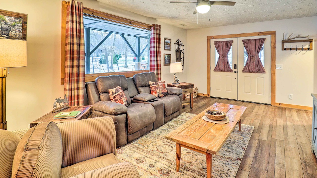 Photo of Livingroom in Boone