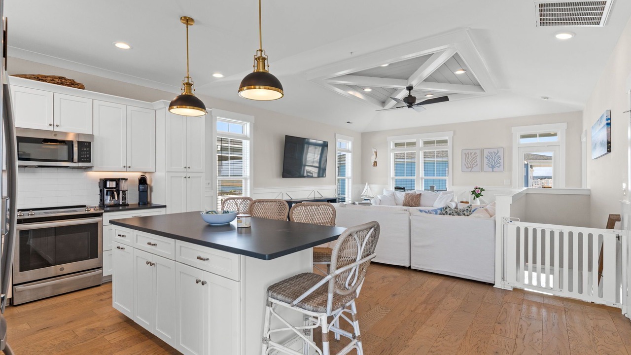Photo of Kitchen in Oak Island