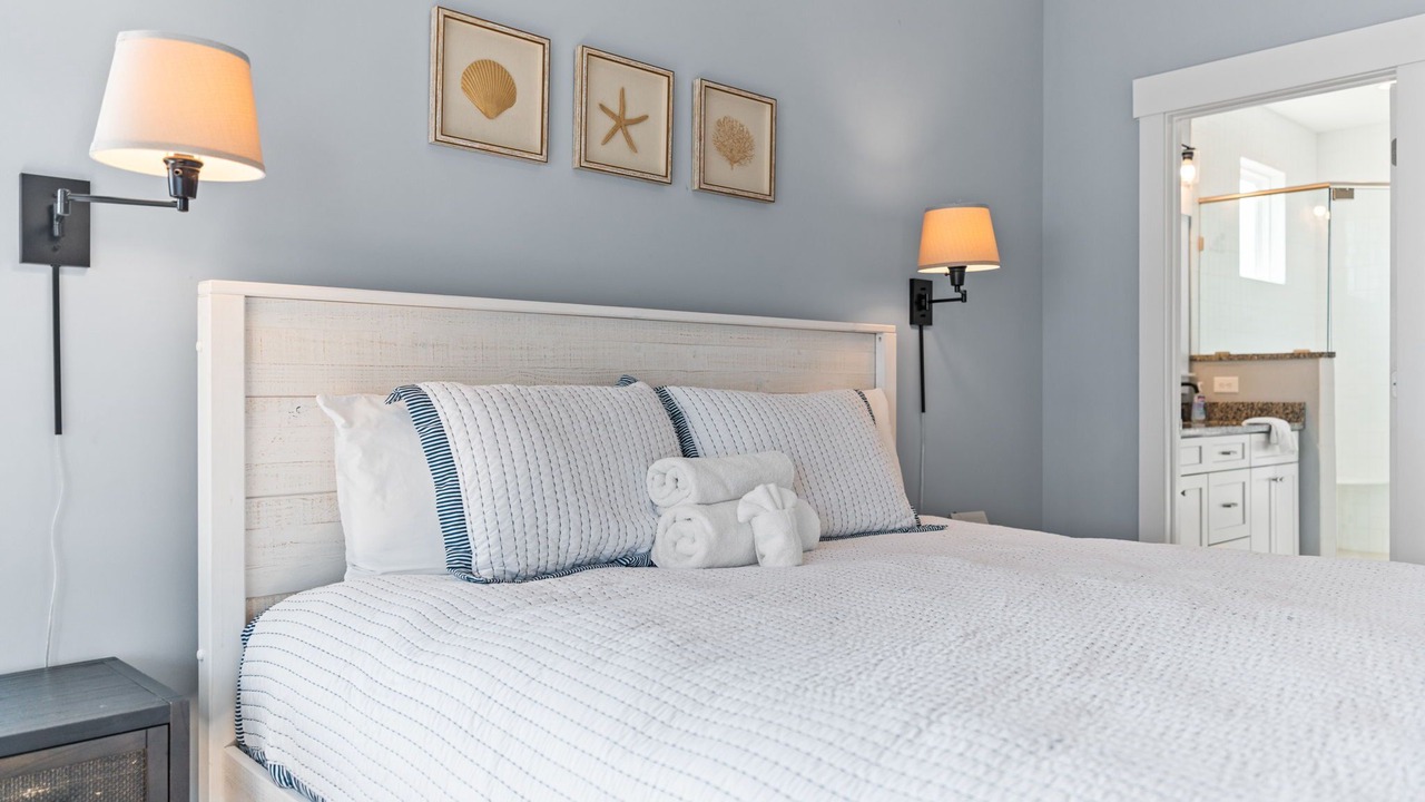 Photo of Bedroom in Oak Island