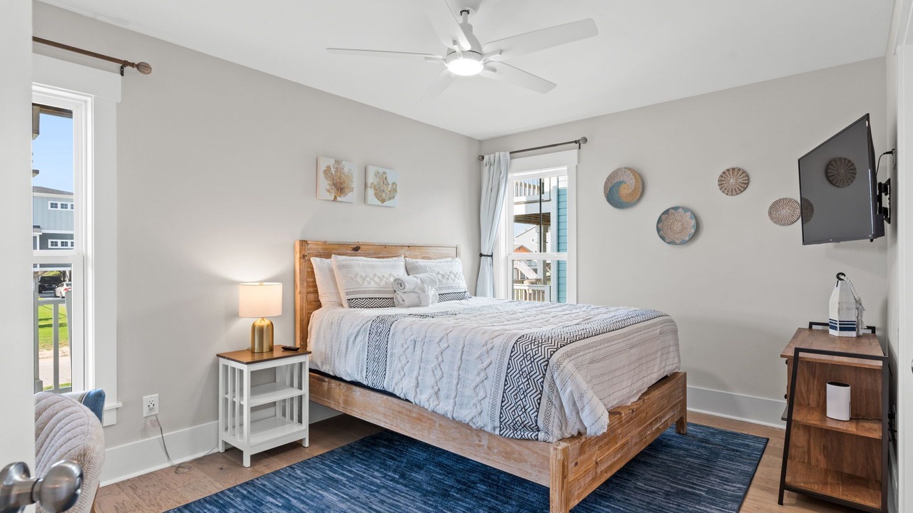Photo of Bedroom in Oak Island
