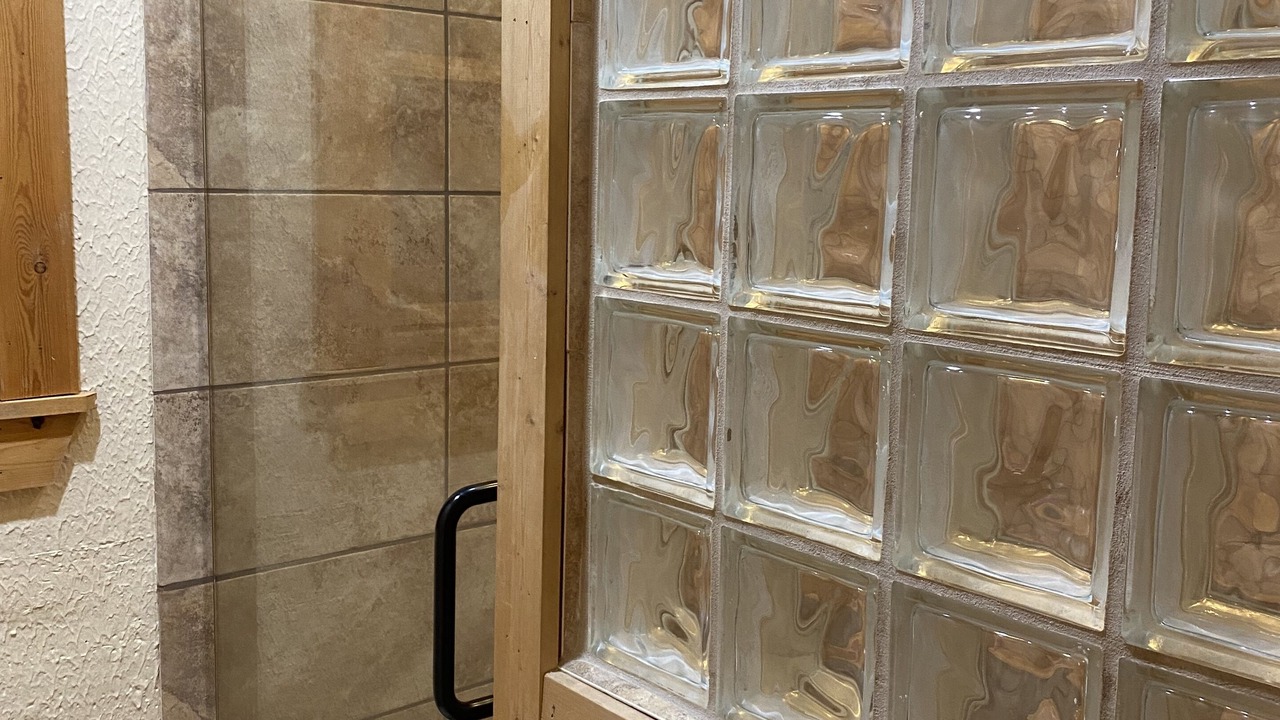 Photo of Bathroom in Valley Creek Run