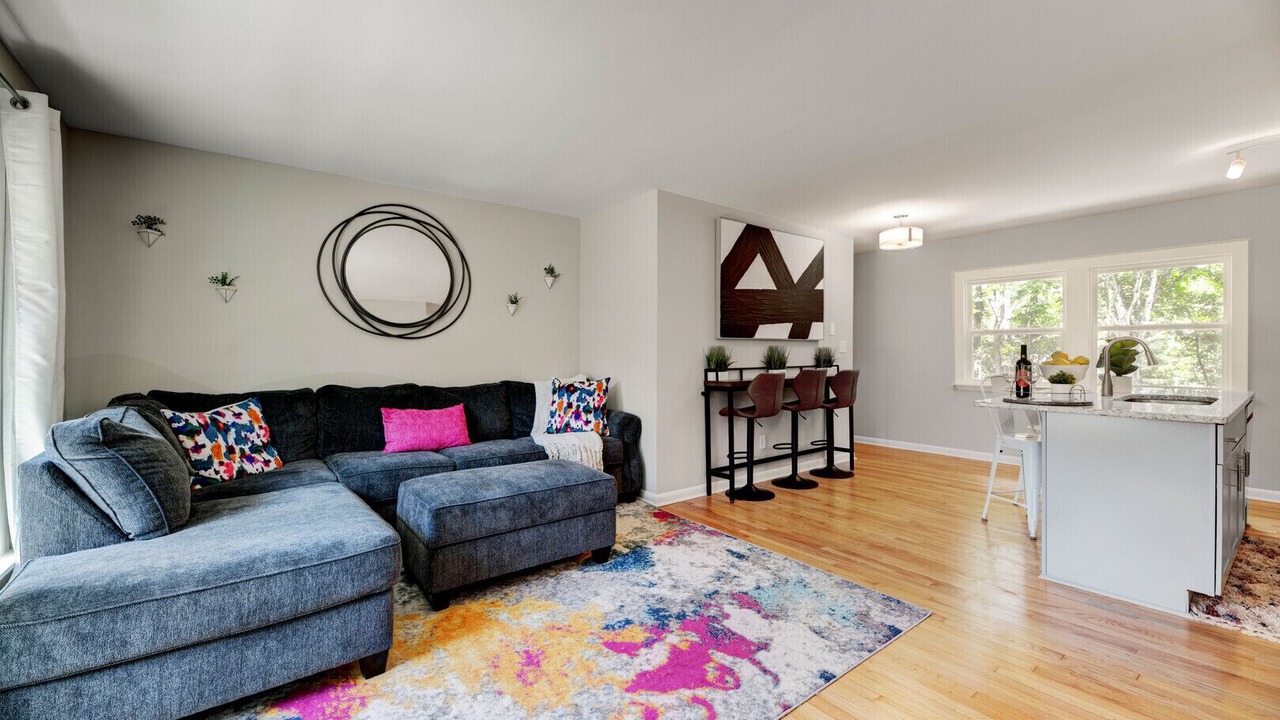 Photo of Livingroom in Southeast Raleigh