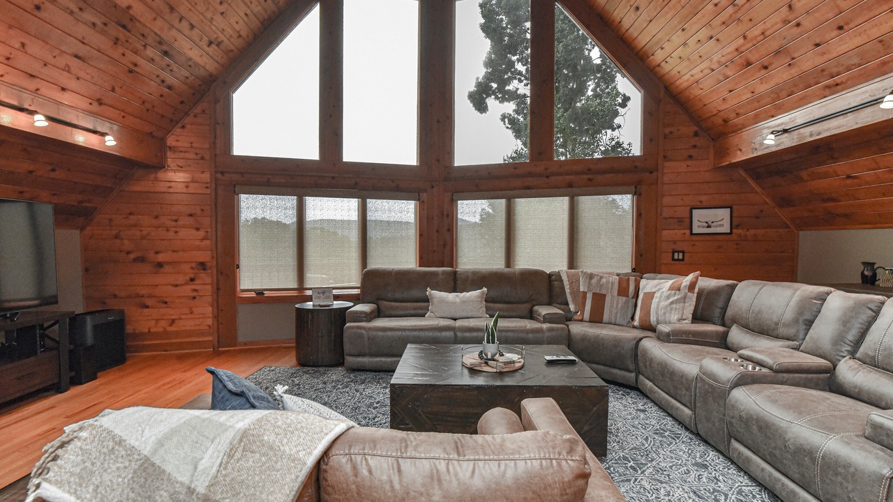 Photo of Livingroom in Bent Creek