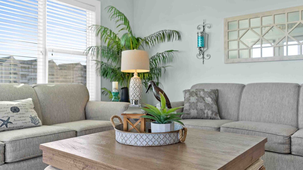 Photo of Livingroom in Ocean Isle Beach