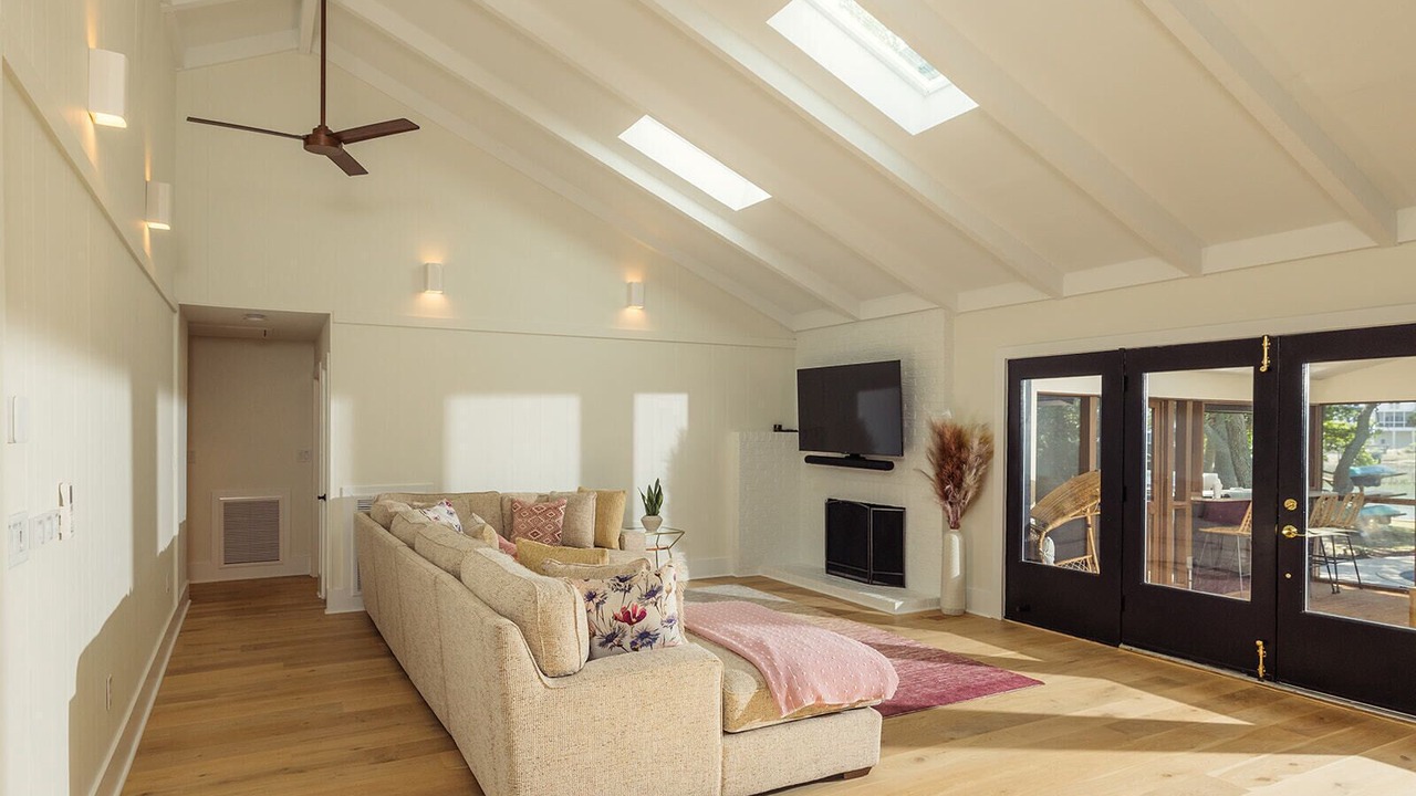 Photo of Bedroom in Folly Beach