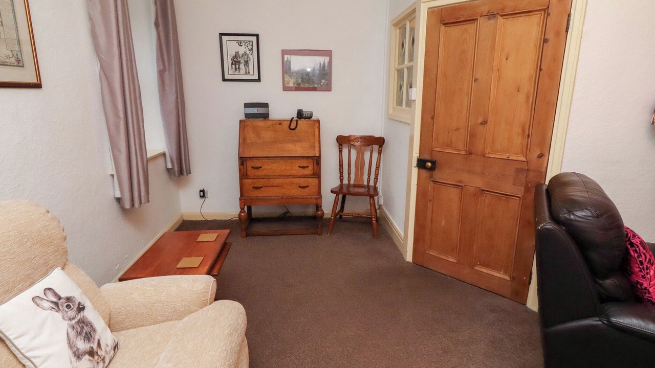 Photo of Livingroom in Newton by the Sea