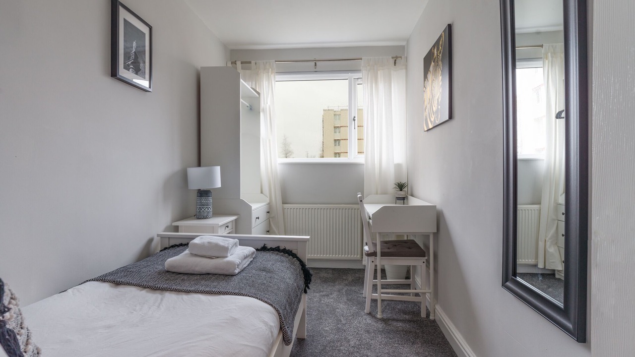 Photo of Bedroom in Newcastle-upon-Tyne