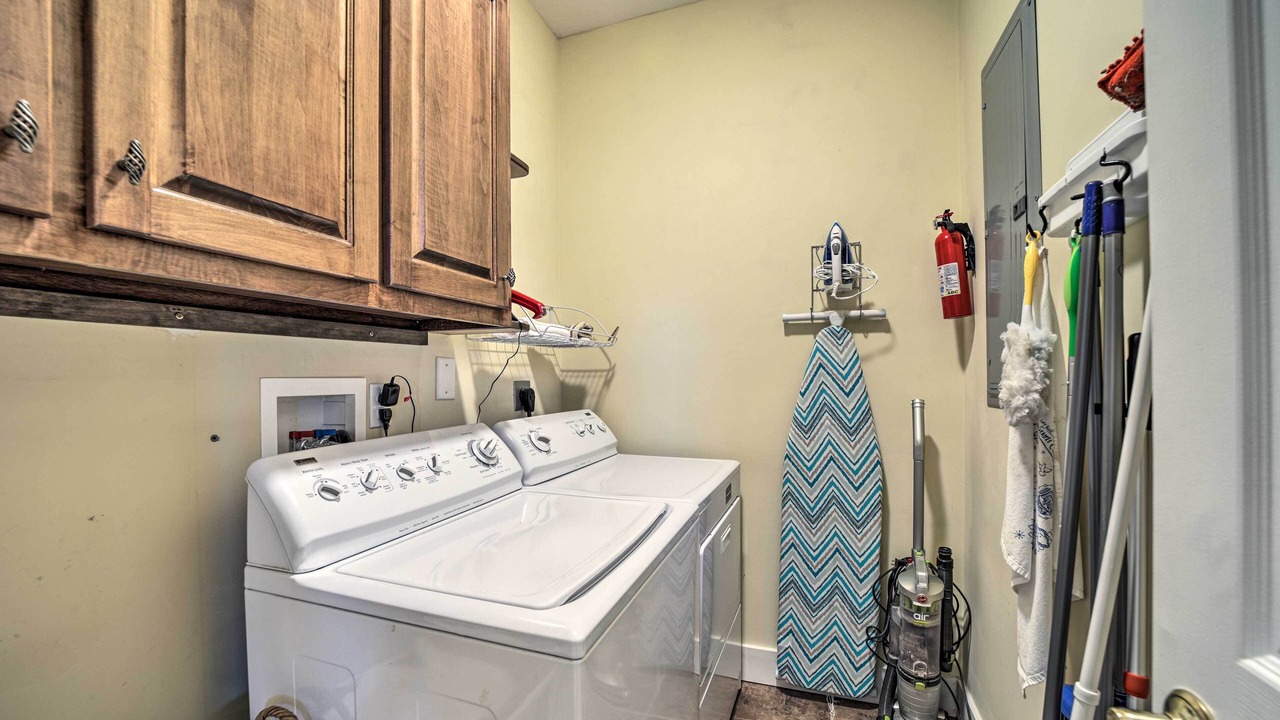 Photo of Bedroom in Glenville